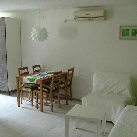 Umag Apartment Meavita Екстериор снимка